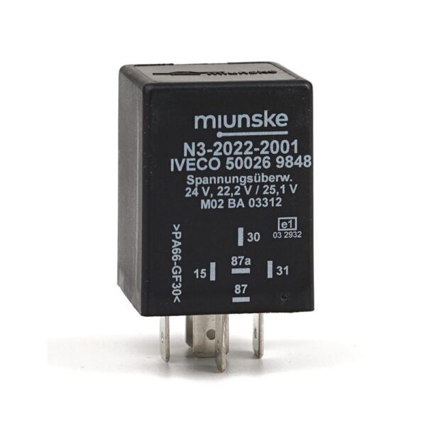 Voltage Monitoring Relay 24V, U(on) 25.1V, U(off) 22,2V, delayed