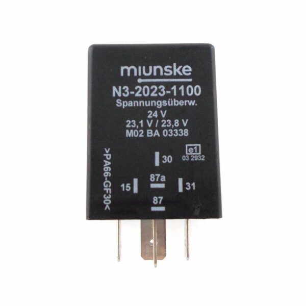 Voltage Monitoring Relay 24V, NC 20A/NO 20A, U(on) 23.8V, U(off) 23.1V, delayed, reversed power ports